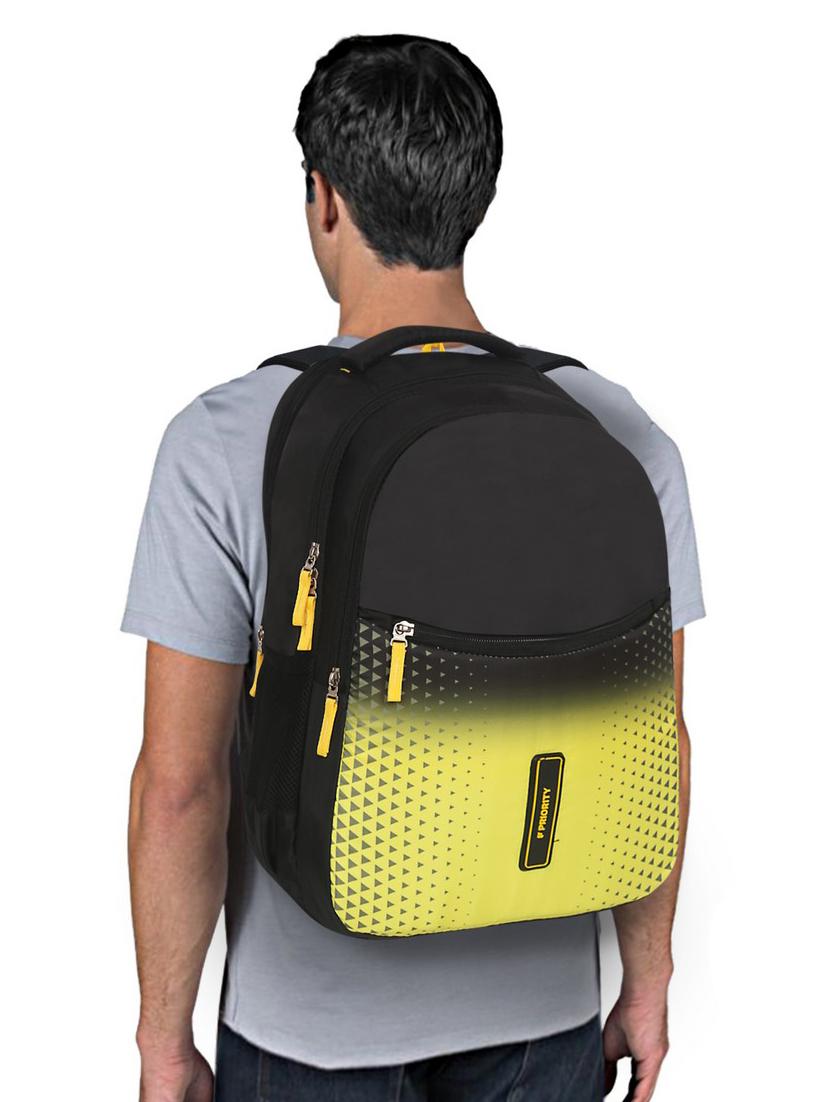men black adjustable straps backpack - 21617549 - Standard Image - 4