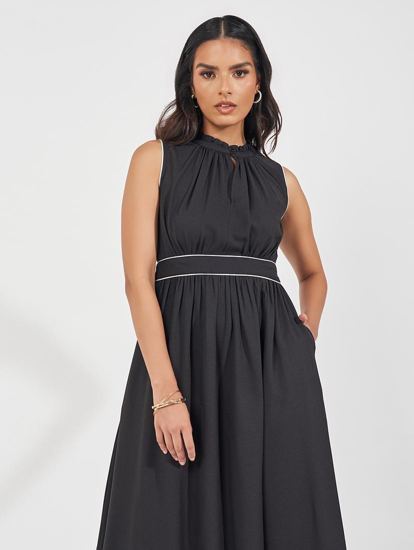 women black solid sleeveless a-line dress - 21618075 - Standard Image - 4