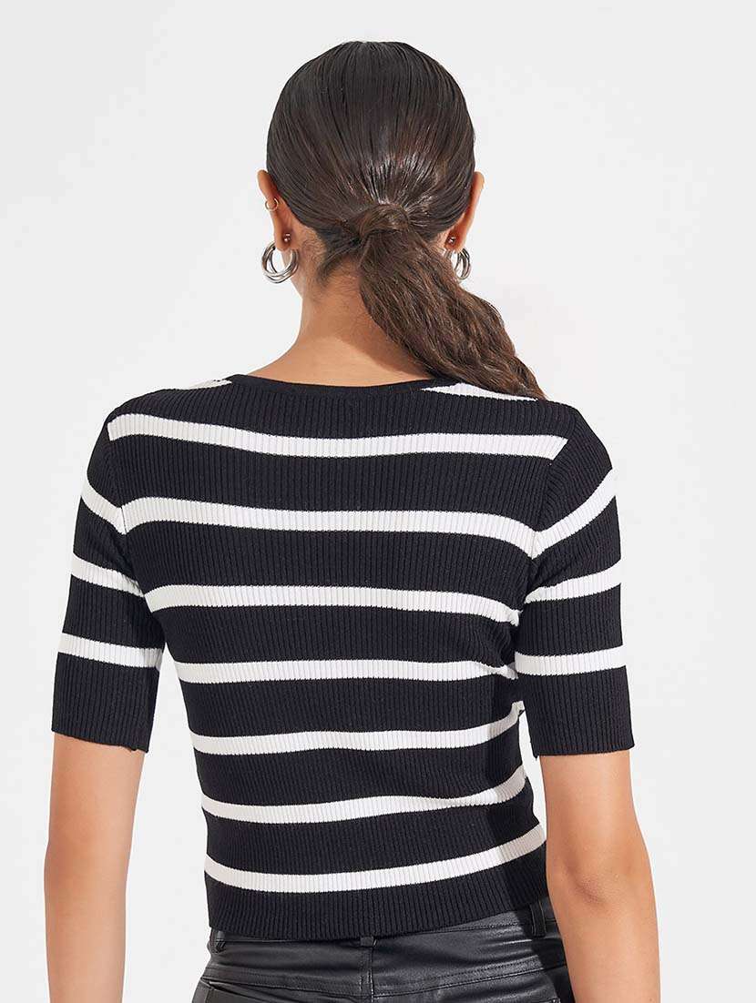 women black stripes pullover - 21618135 -  Standard Image - 1