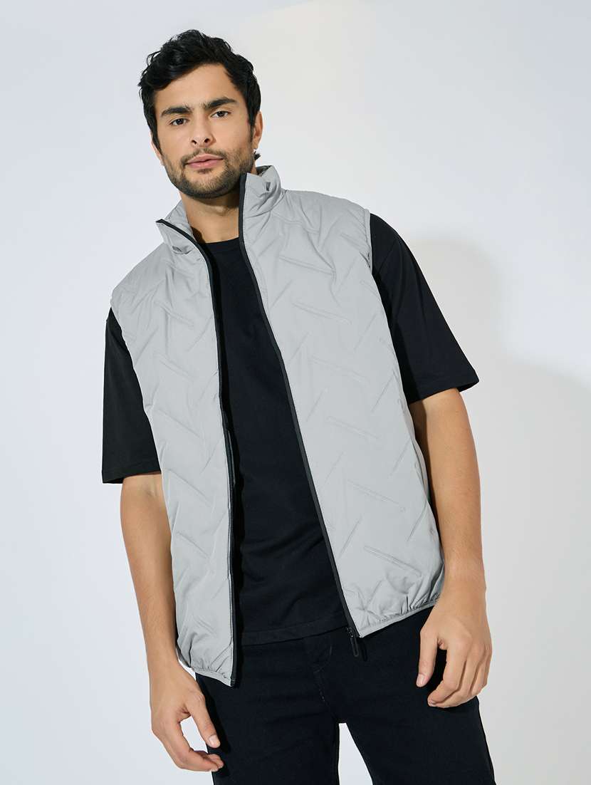men solid sleeveless quilted jacket - 21618142 -  Standard Image - 1