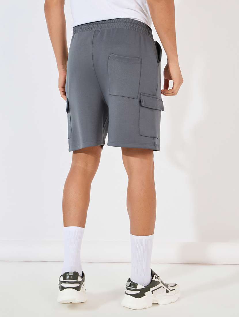 men mid rise solid cargo shorts - 21618155 -  Standard Image - 1