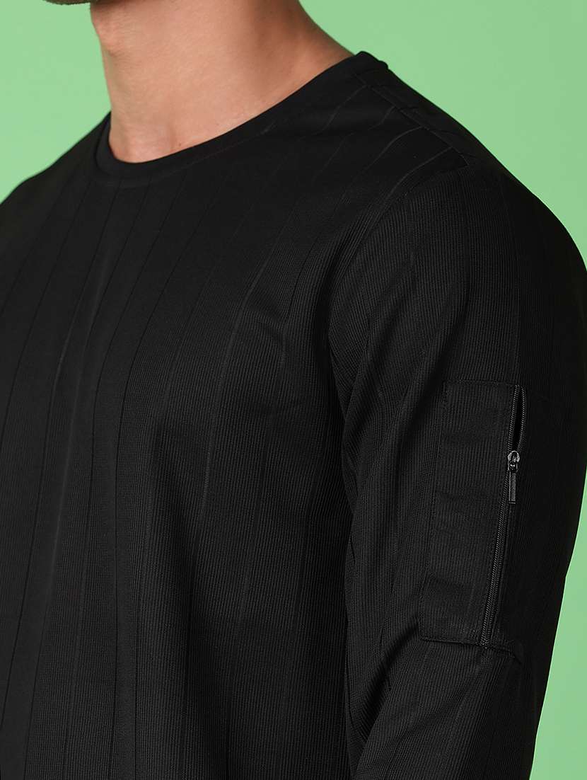 men long sleeves plain t-shirt - 21620529 -  Standard Image - 4
