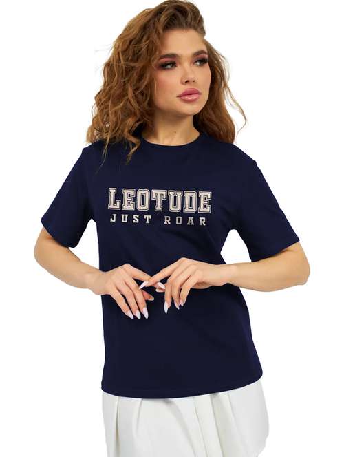 women round neck chest print t-shirt