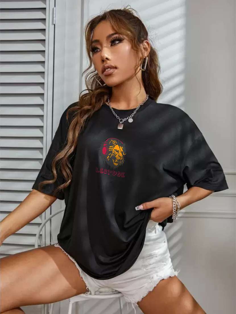 women round neck printed oversized t-shirt