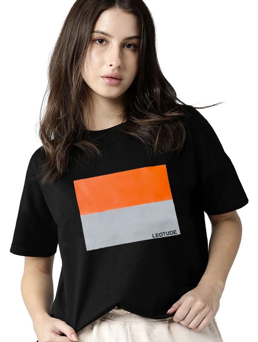 women round neck chest print t-shirt