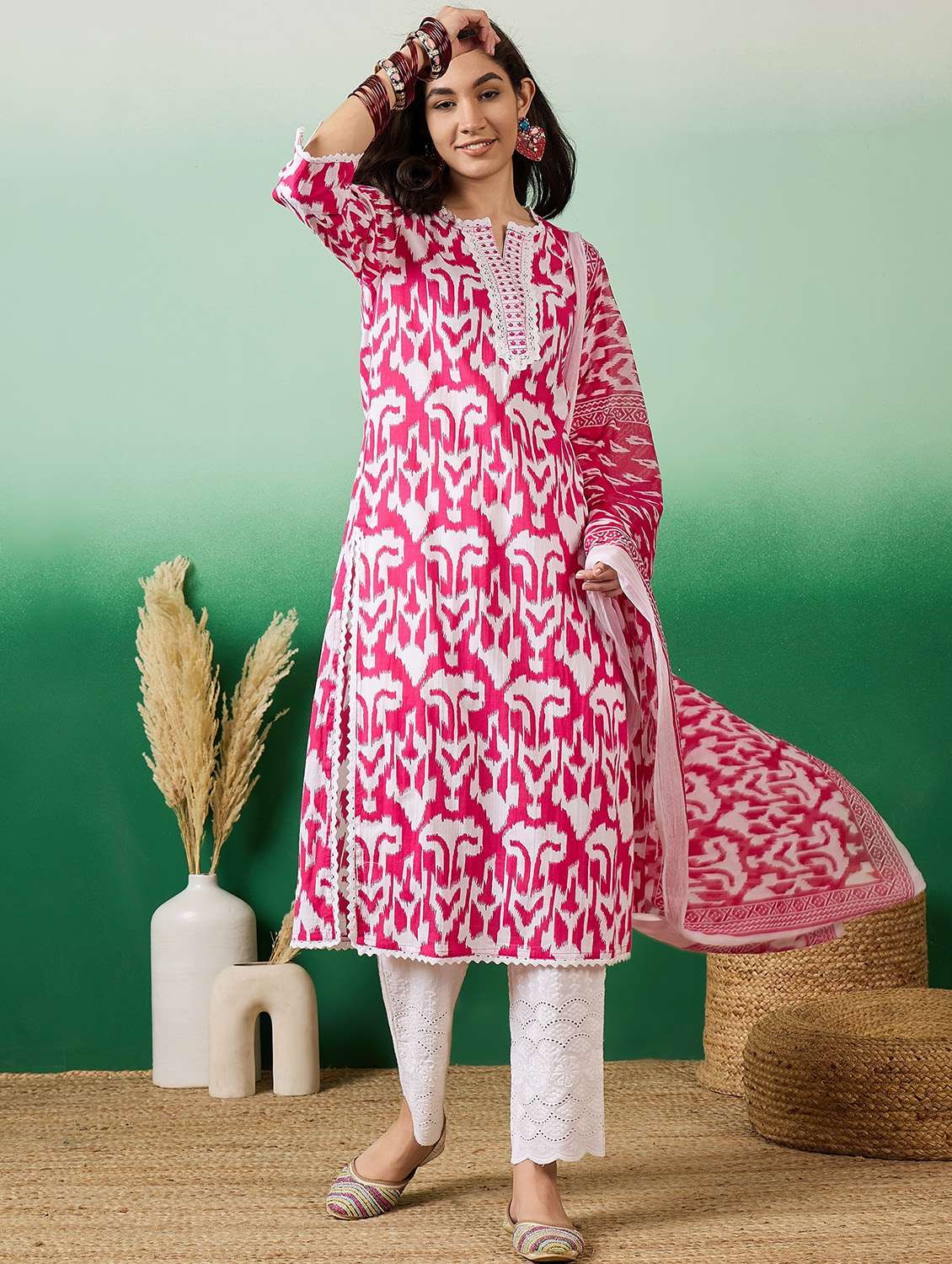 women three quarter sleeve kurta pant with dupatta set - 21622508 - Zoom Image - 0