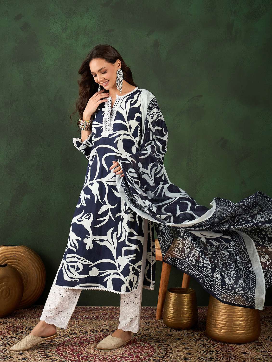women three quarter sleeve kurta pant with dupatta set - 21622575 -  Standard Image - 1