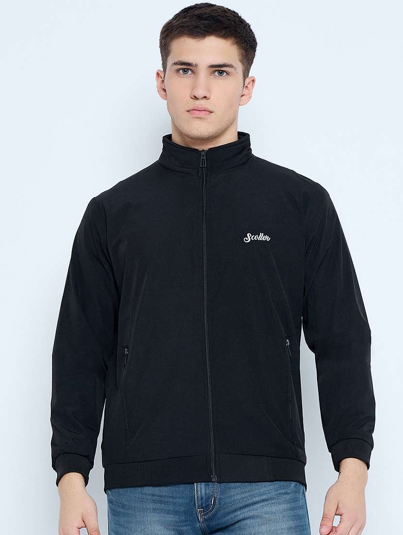 men solid mock neck wincheater