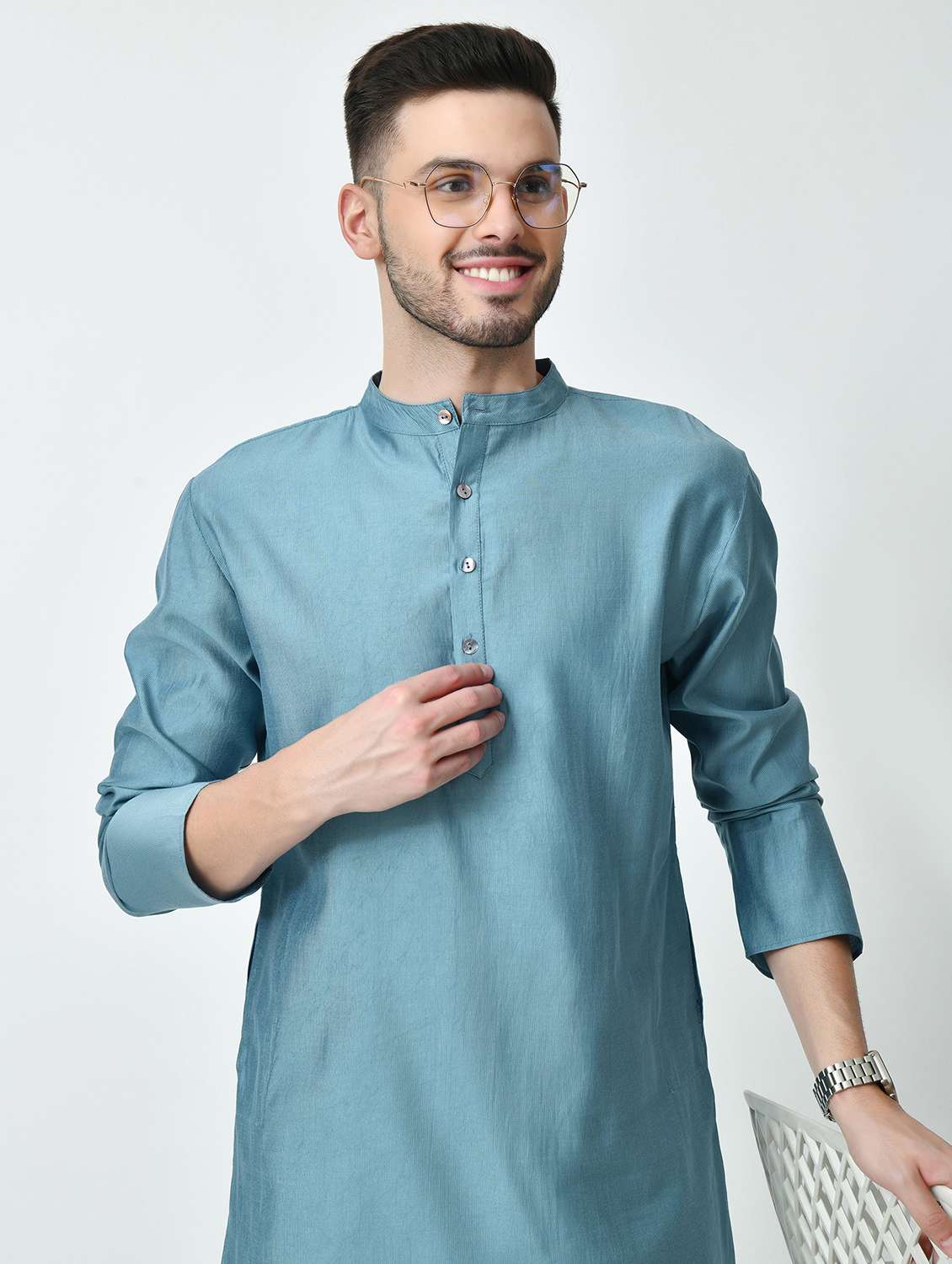 men regular fit mandarin neck solid long kurta - 21627055 - Standard Image - 4