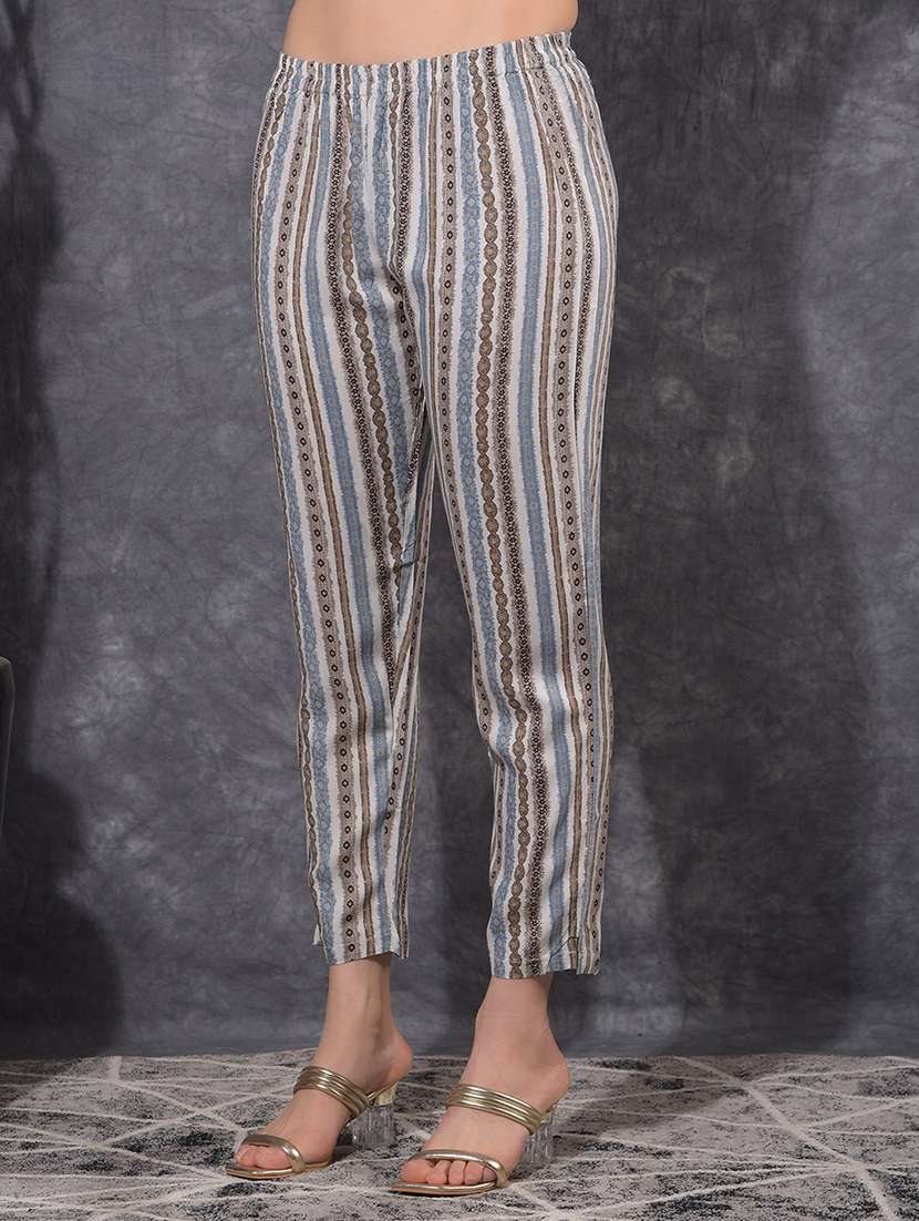 women floral printed three quarter sleeve kurta pant set - 21627236 -  Standard Image - 4