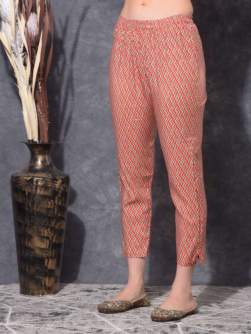 women floral three quarter sleeve kurta pant set - 21627249 -  Standard Image - 4
