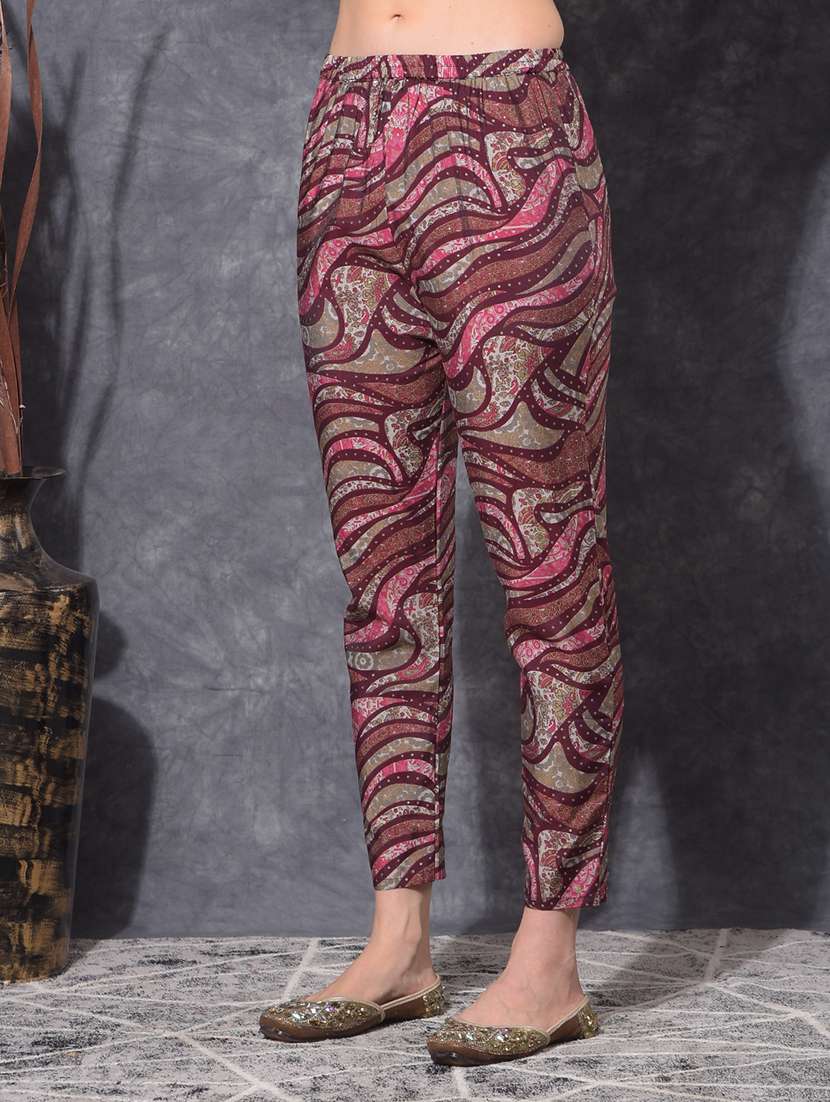 women printed three quarter sleeve kurta pant set - 21627259 -  Standard Image - 4