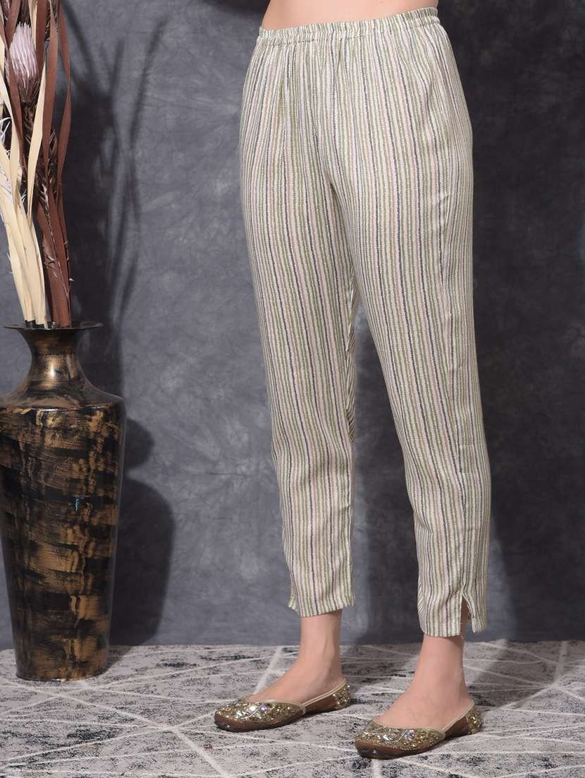 women floral three quarter sleeve kurta pant set - 21627265 -  Standard Image - 4