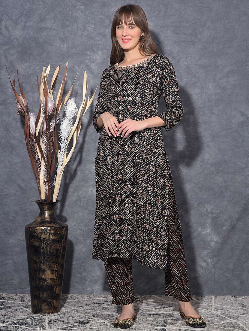 women bandhani three quarter sleeve kurta pant set - 21627272 -  Standard Image - 1