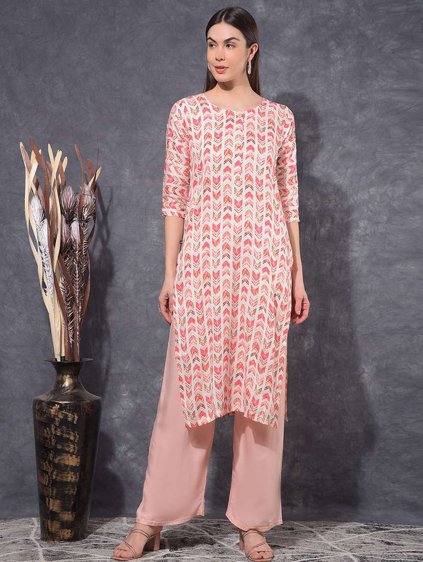 women geometric three quarter sleeve straight kurta - 21627446 - Zoom Image - 0