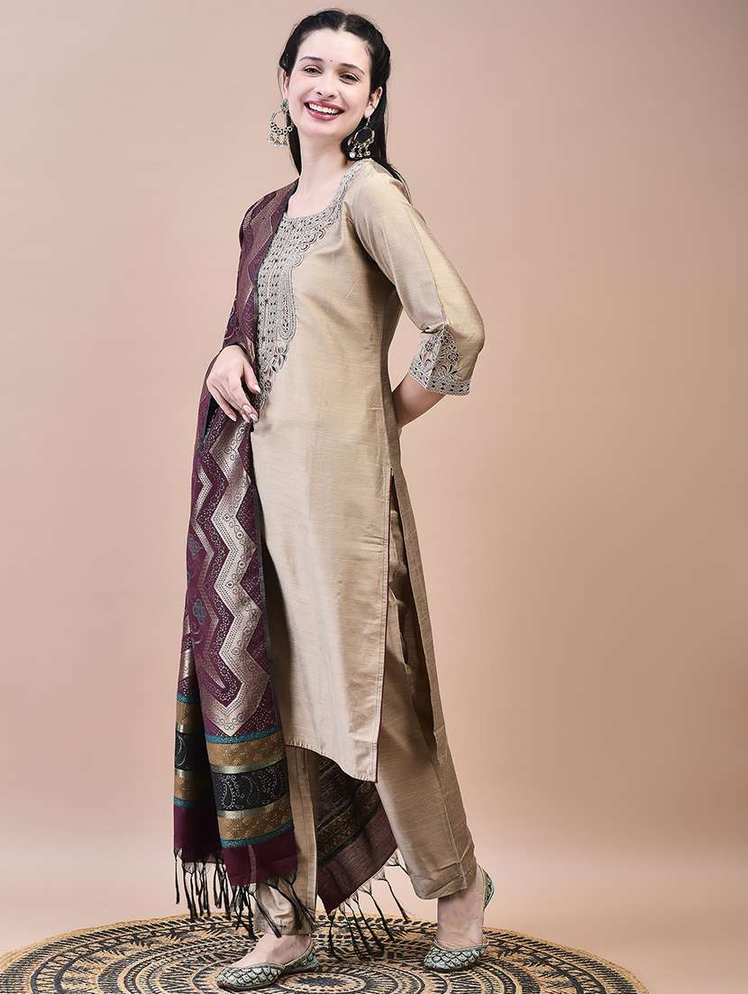 women embroidered kurta pant set with dupatta