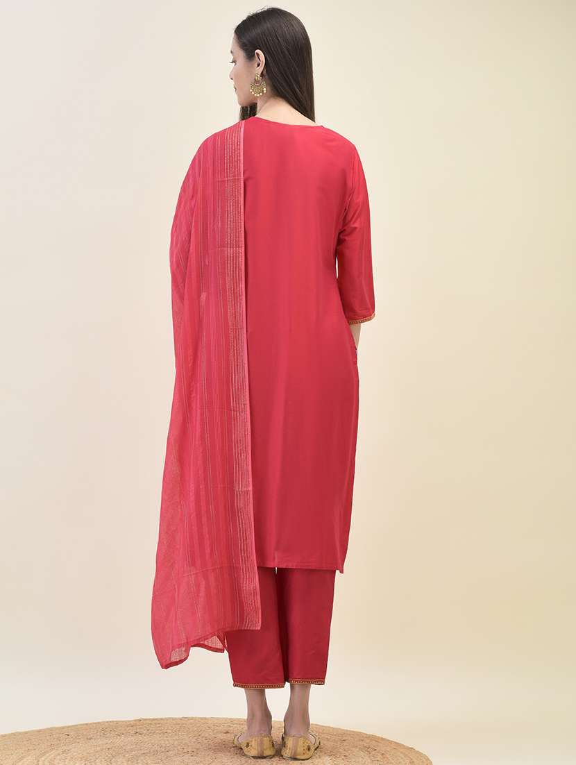 women three quarter sleeve kurta pant with dupatta set - 21629649 -  Standard Image - 4