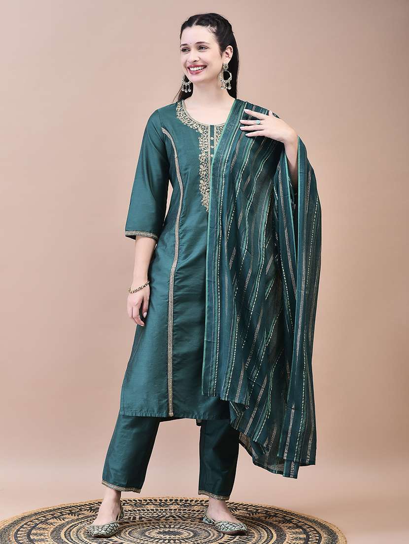 women three quarter sleeve kurta pant with dupatta set - 21629650 -  Standard Image - 1