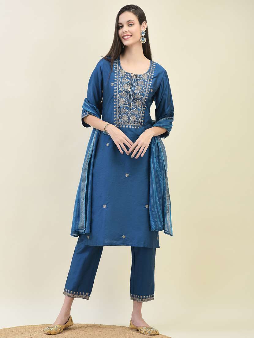 women three quarter sleeve kurta pant with dupatta set - 21629652 -  Standard Image - 1