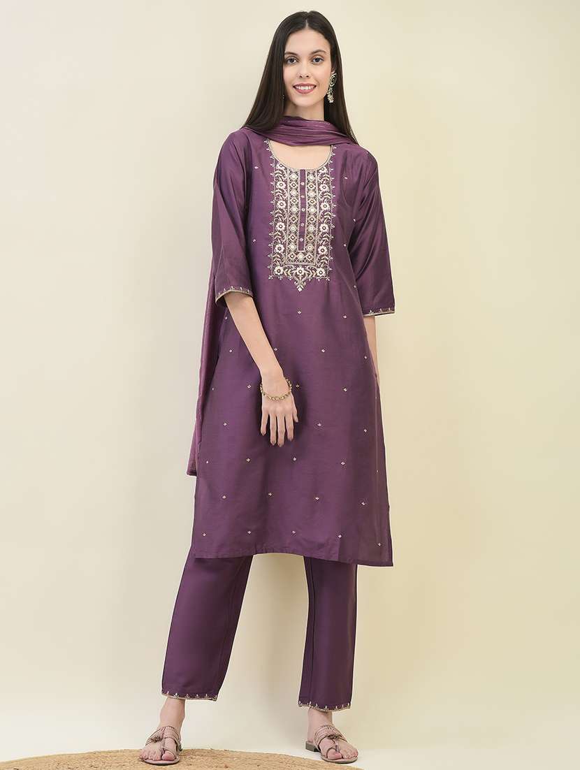 women three quarter sleeve kurta pant with dupatta set - 21629657 - Standard Image - 1