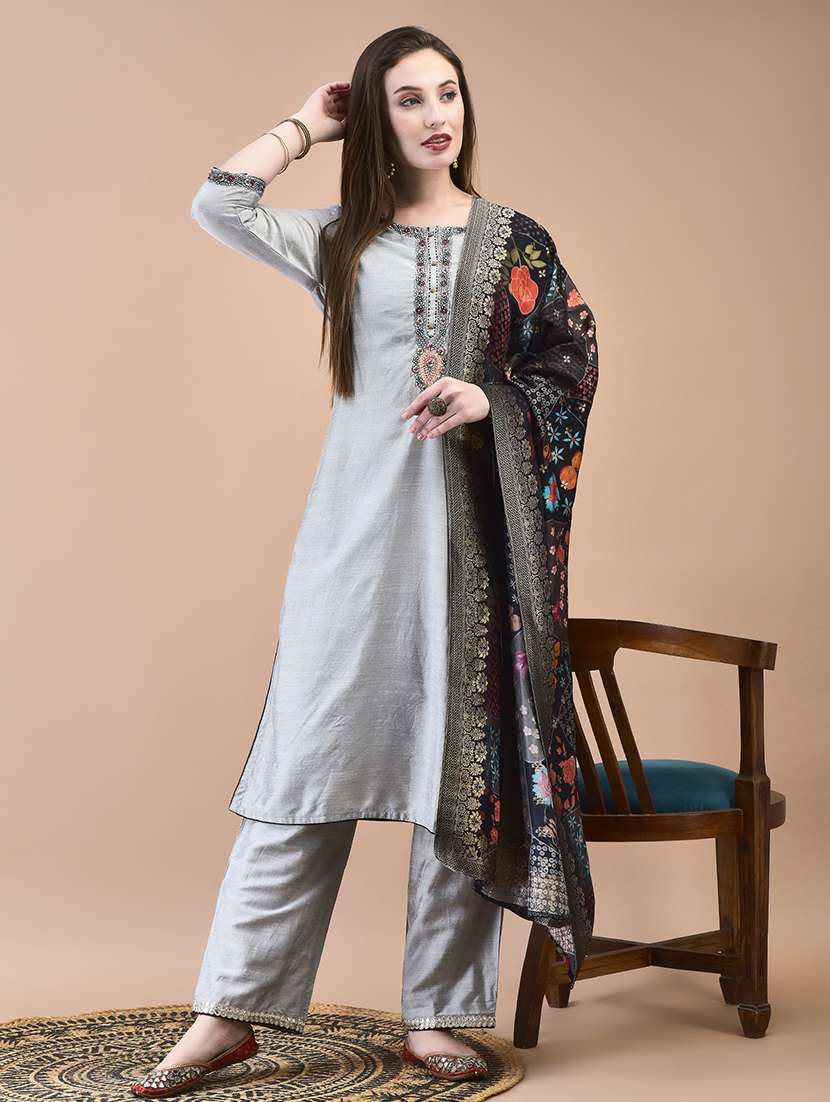 women three quarter sleeve kurta pant with dupatta set