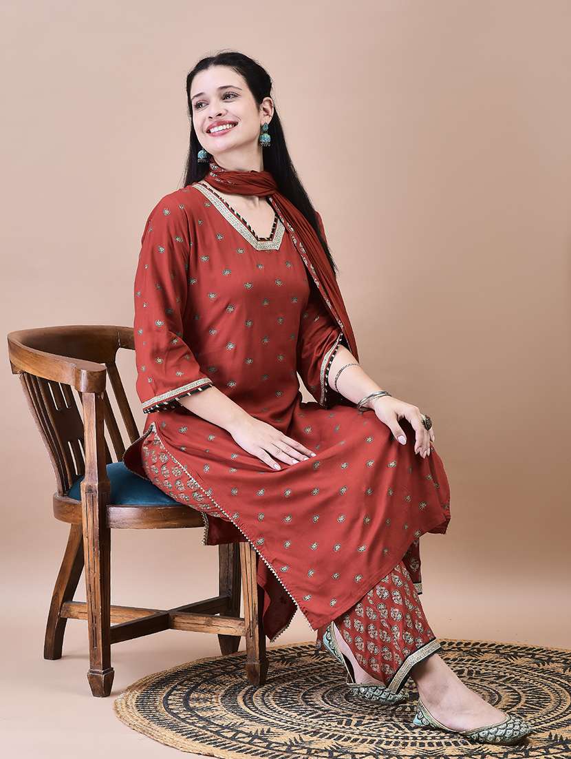 women three quarter sleeve kurta pant with dupatta set - 21629662 - Standard Image - 1