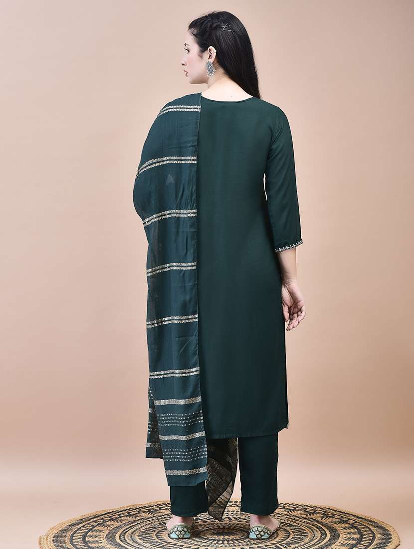 women three quarter sleeve kurta pant with dupatta set - 21629667 -  Standard Image - 4