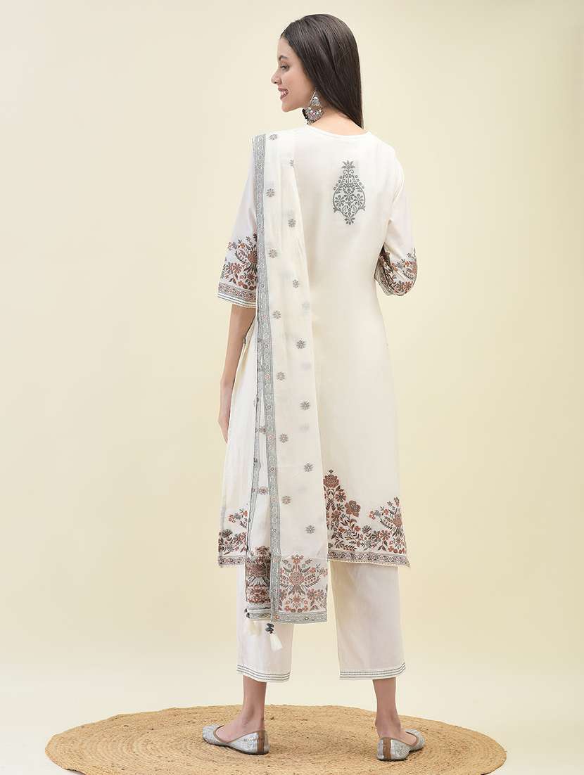 women three quarter sleeve kurta pant with dupatta set - 21629680 -  Standard Image - 4