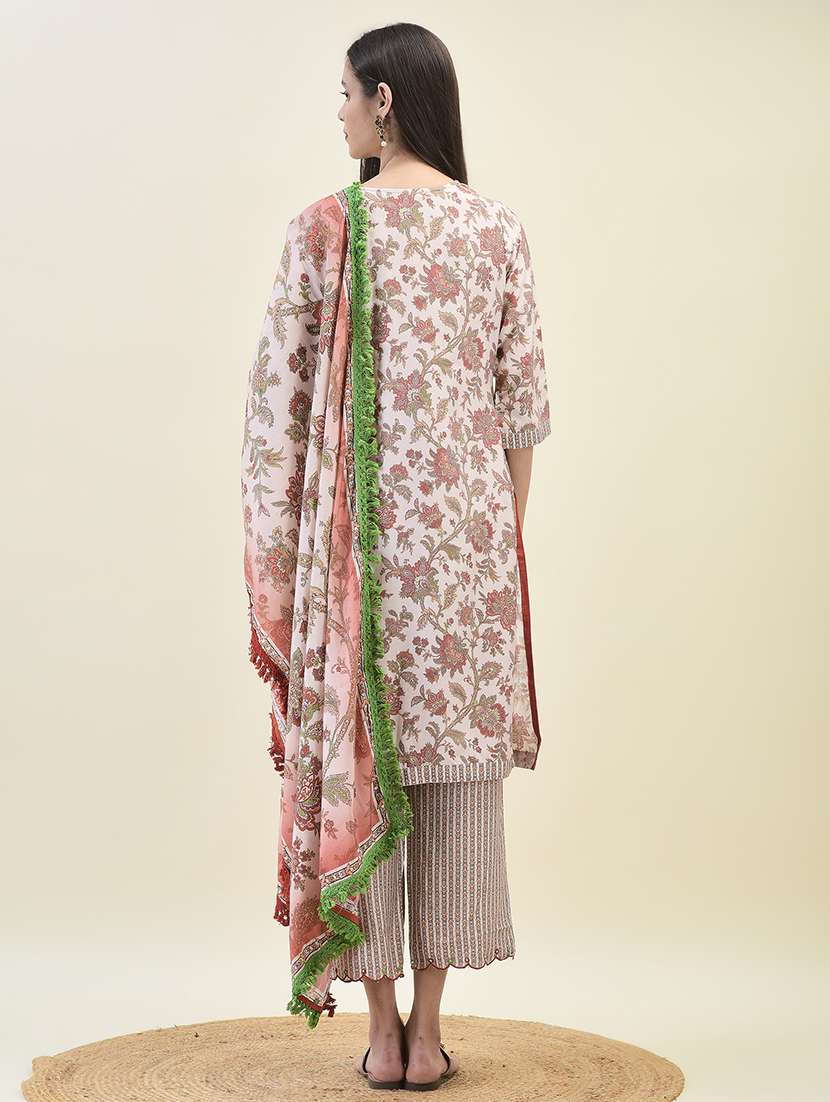 women three quarter sleeve kurta pant with dupatta set - 21629681 -  Standard Image - 4