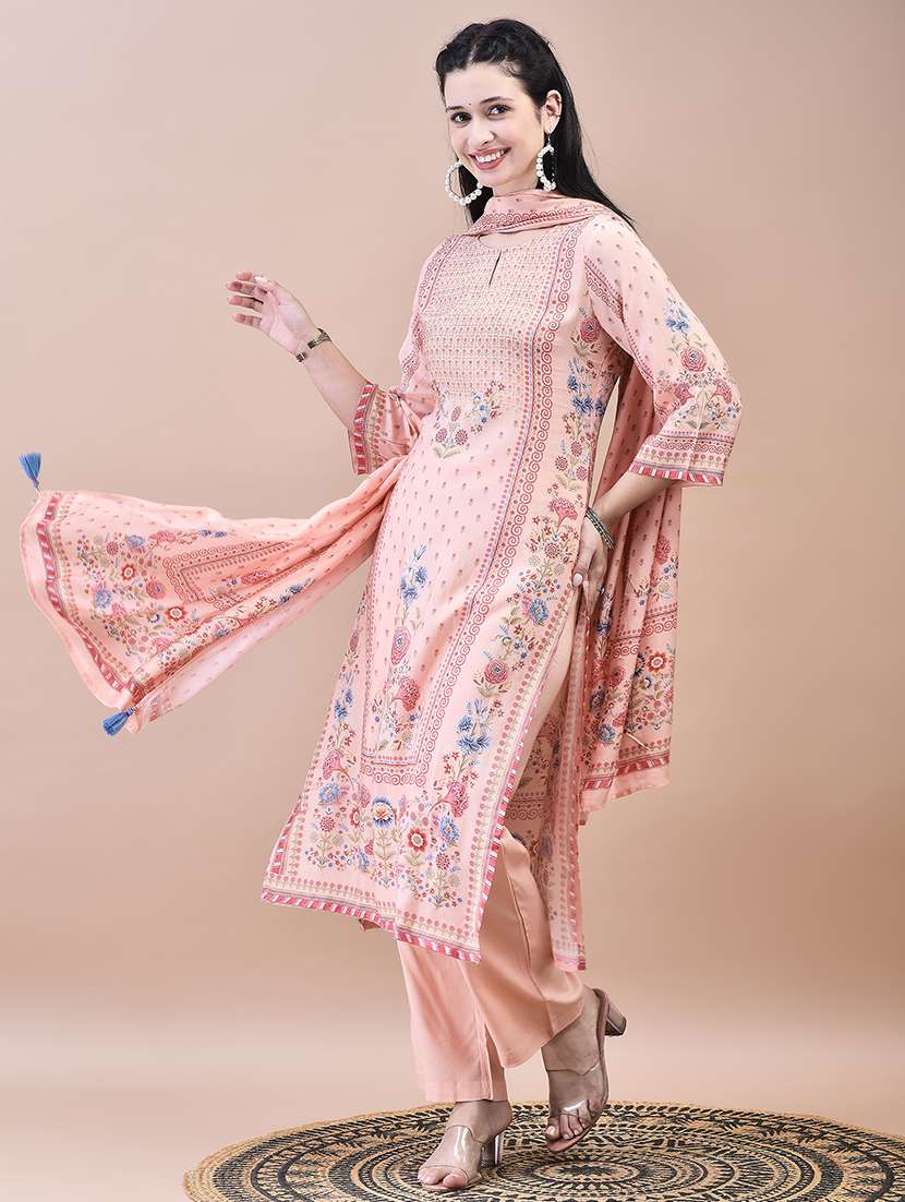 women peach floral kurta palazzo set with dupatta - 21629687 -  Standard Image - 1