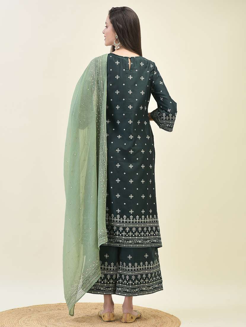 women three quarter sleeve kurta palazzo with dupatta set - 21629689 - Standard Image - 4