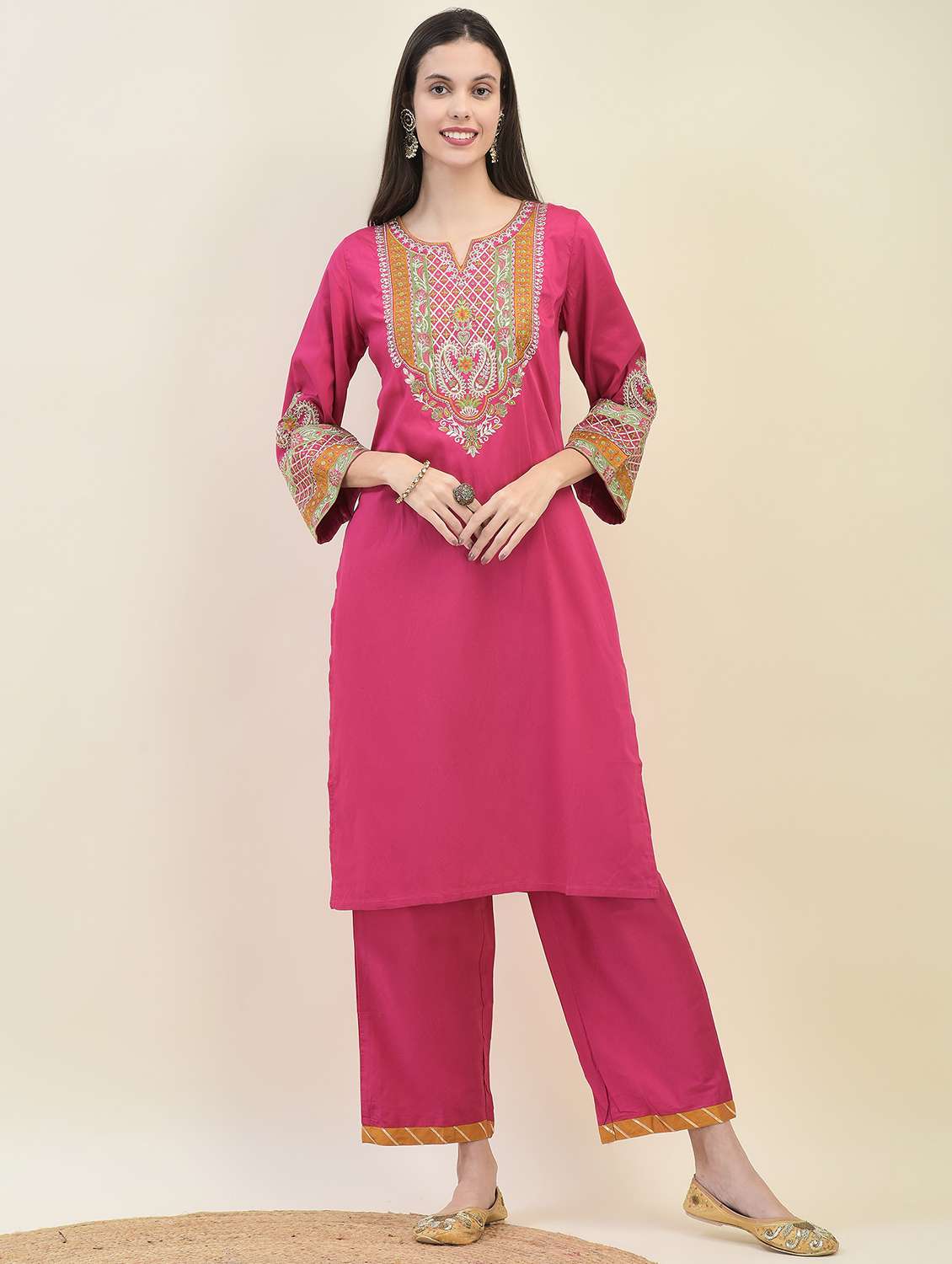 women three quarter sleeve kurta pant with dupatta set - 21629694 -  Standard Image - 4