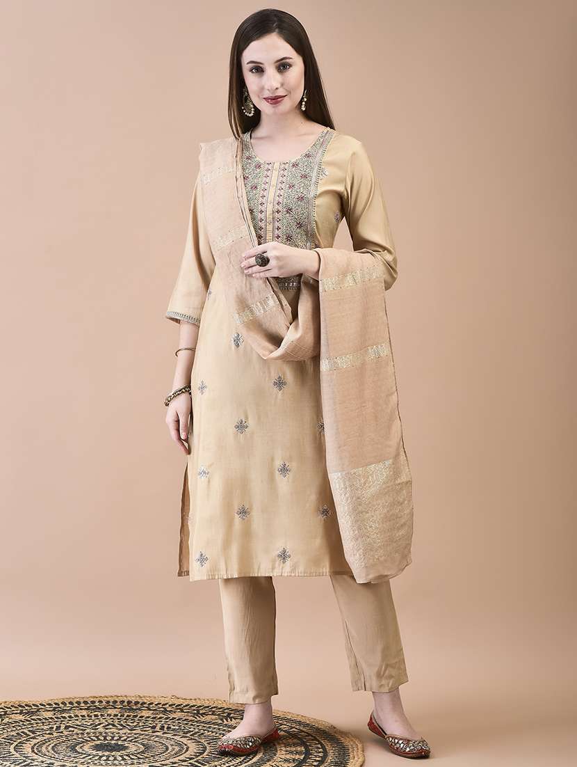 women three quarter sleeve kurta pant with dupatta set - 21629724 -  Standard Image - 1