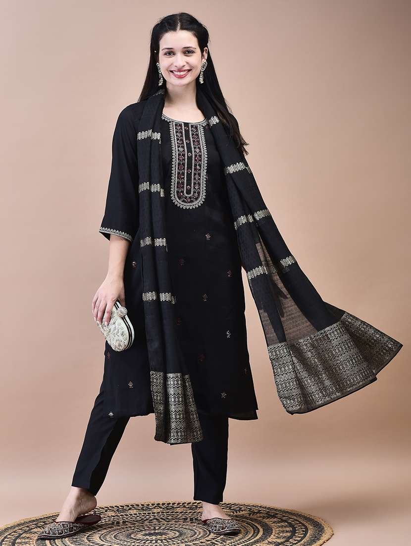 women three quarter sleeve kurta pant with dupatta set - 21629726 -  Standard Image - 1