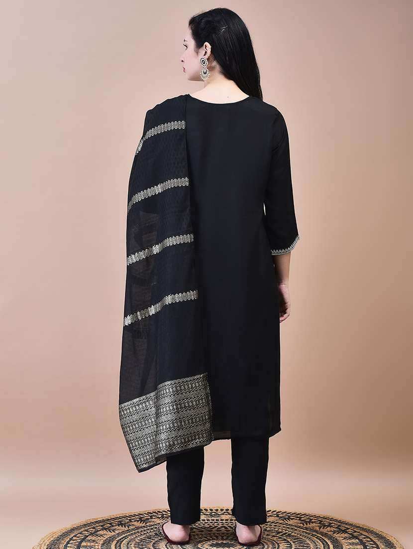 women three quarter sleeve kurta pant with dupatta set - 21629726 -  Standard Image - 4