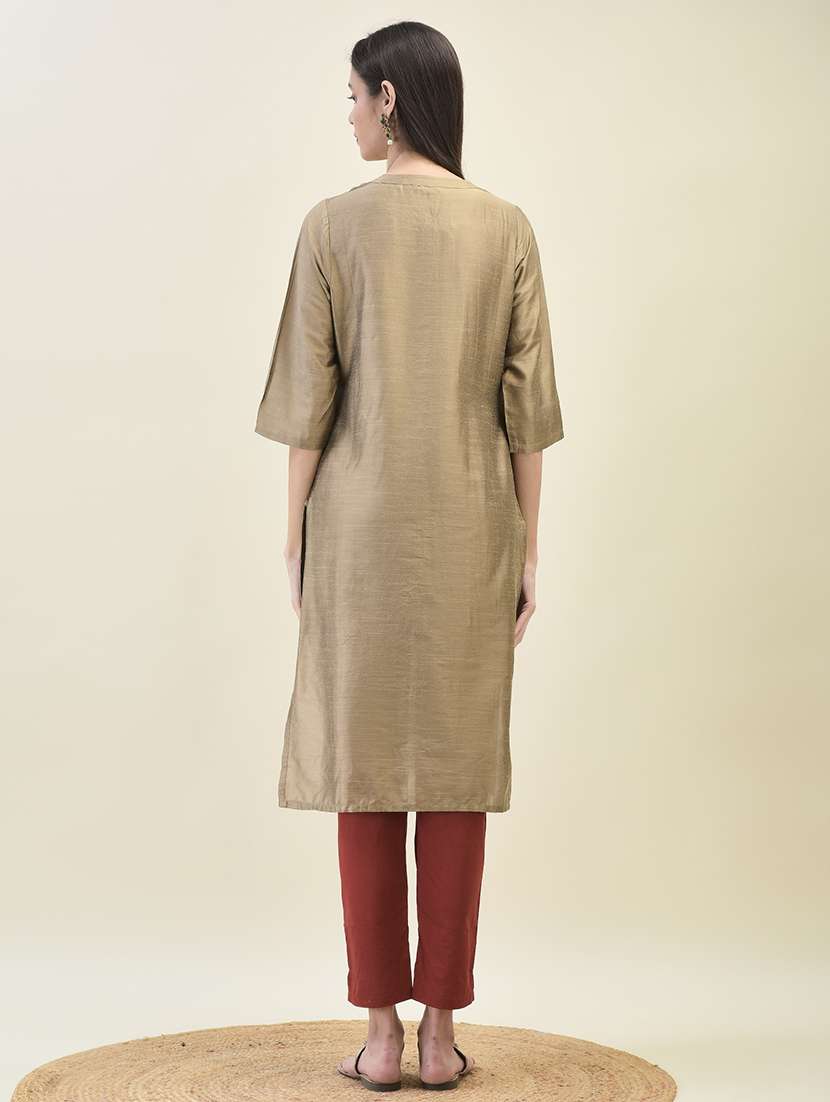 women solid three quarter sleeve straight kurta - 21629733 -  Standard Image - 4