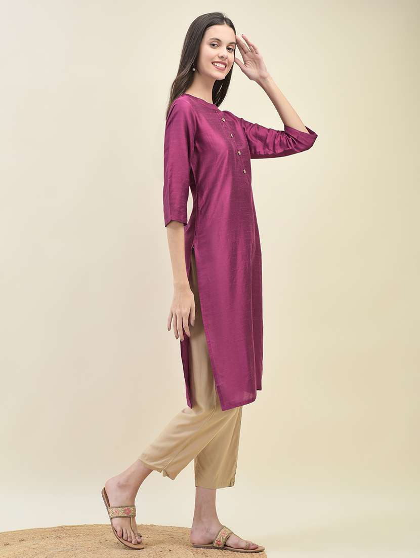 women solid three quarter sleeve straight kurta - 21629734 -  Standard Image - 1