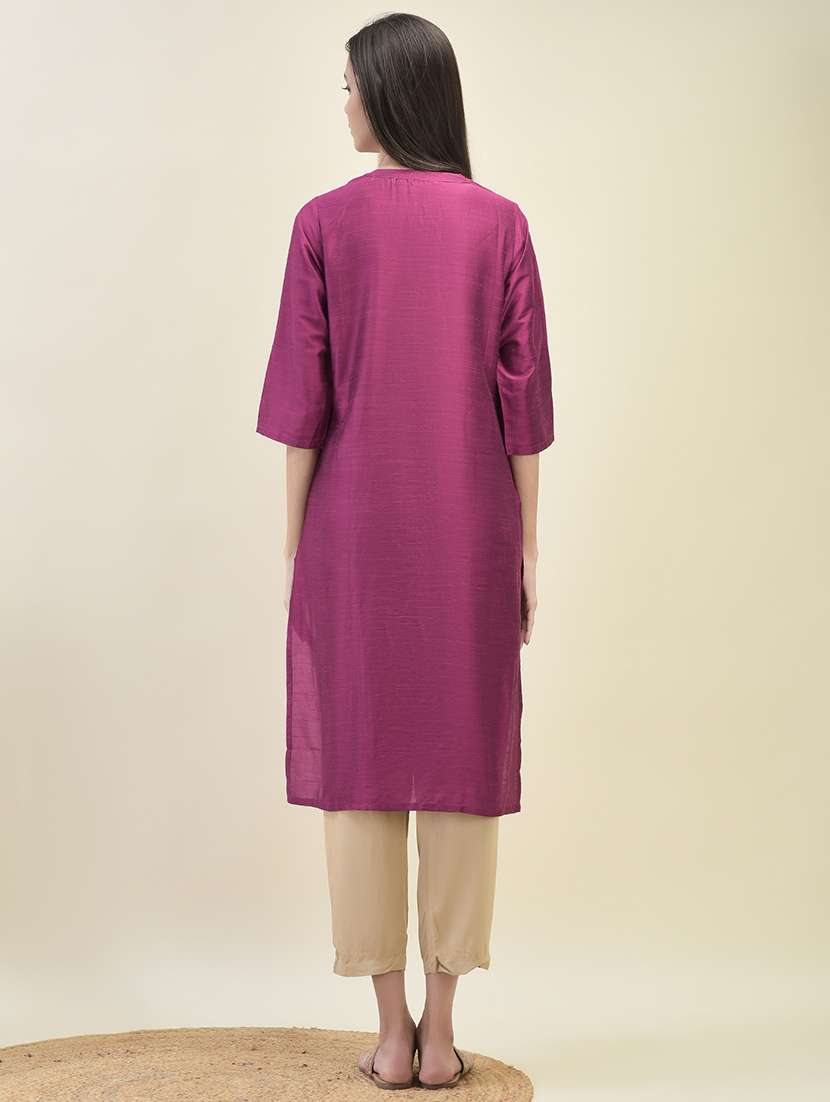 women solid three quarter sleeve straight kurta - 21629734 -  Standard Image - 4