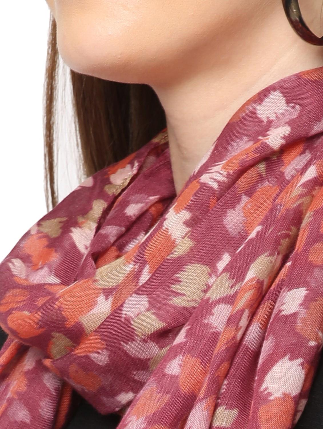 women printed everyday wrap scarf - 21631454 - Standard Image - 4