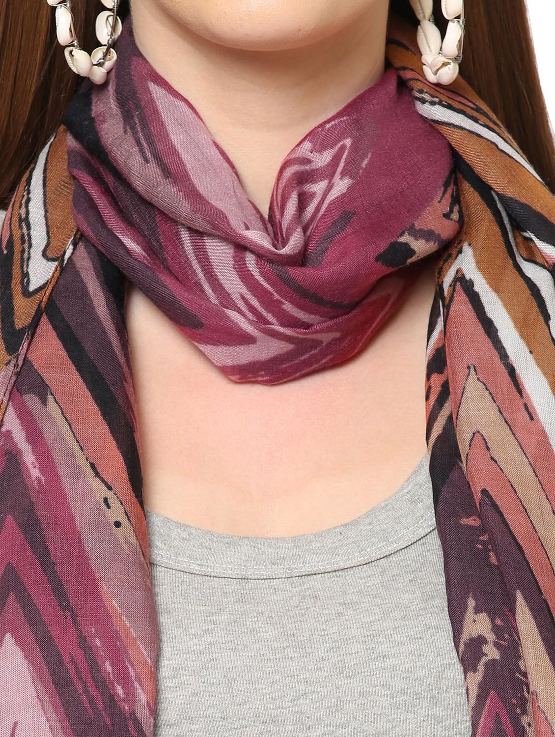 women printed everyday wrap scarf - 21631457 - Standard Image - 6