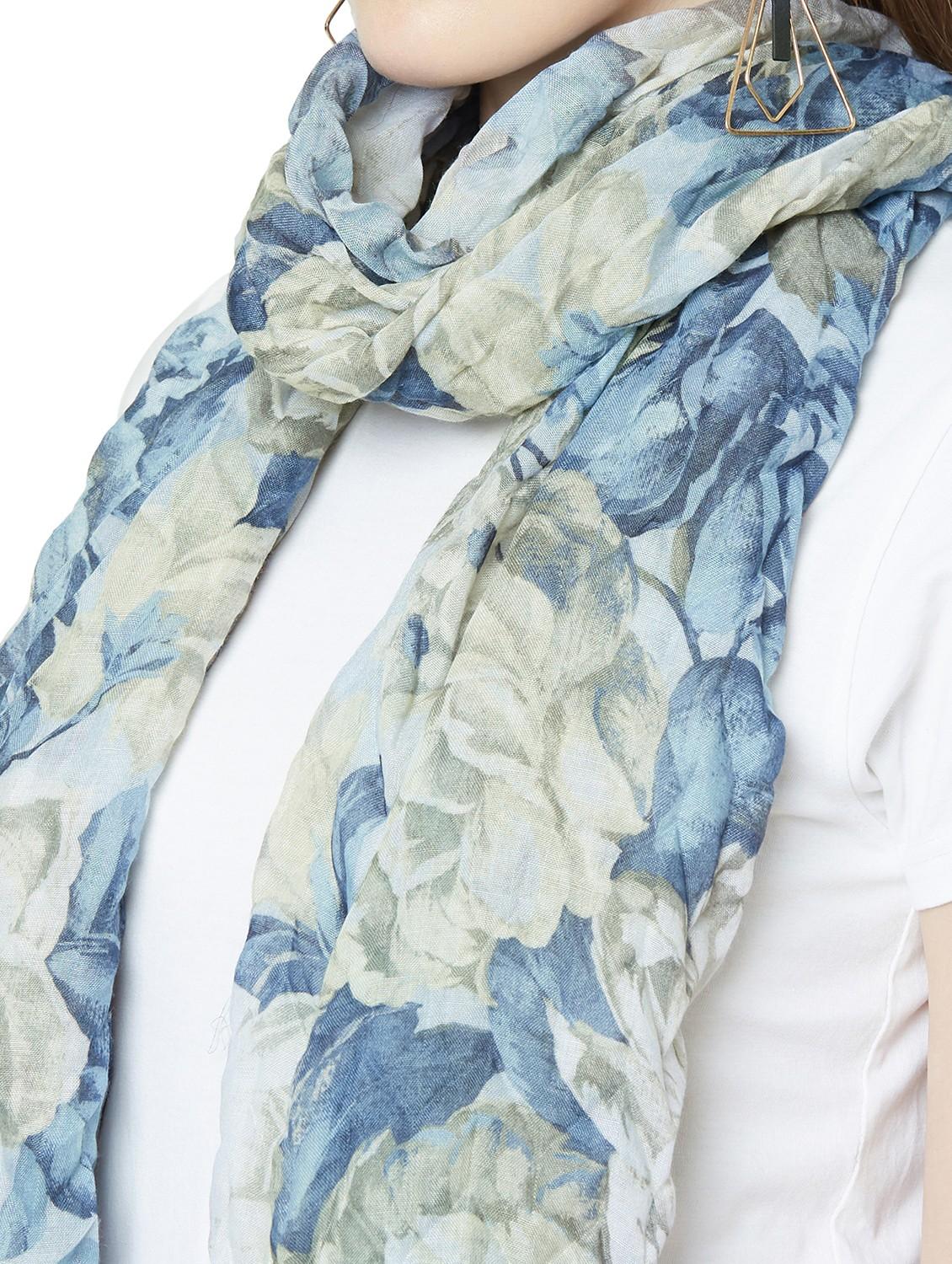women printed everyday wrap scarf - 21631477 - Standard Image - 4