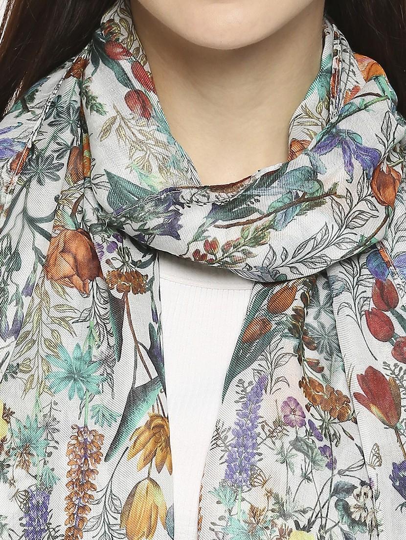 women printed everyday wrap scarf - 21631488 - Standard Image - 6