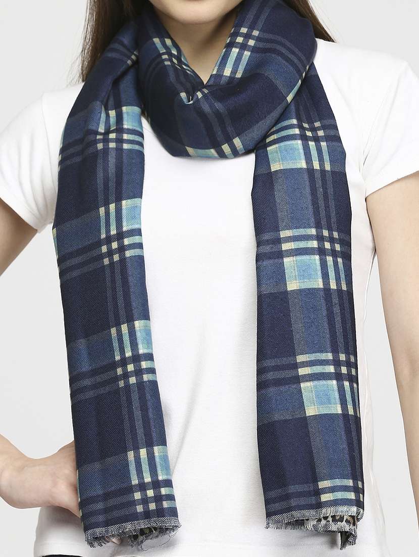 women printed everyday wrap scarf - 21631544 -  Standard Image - 4