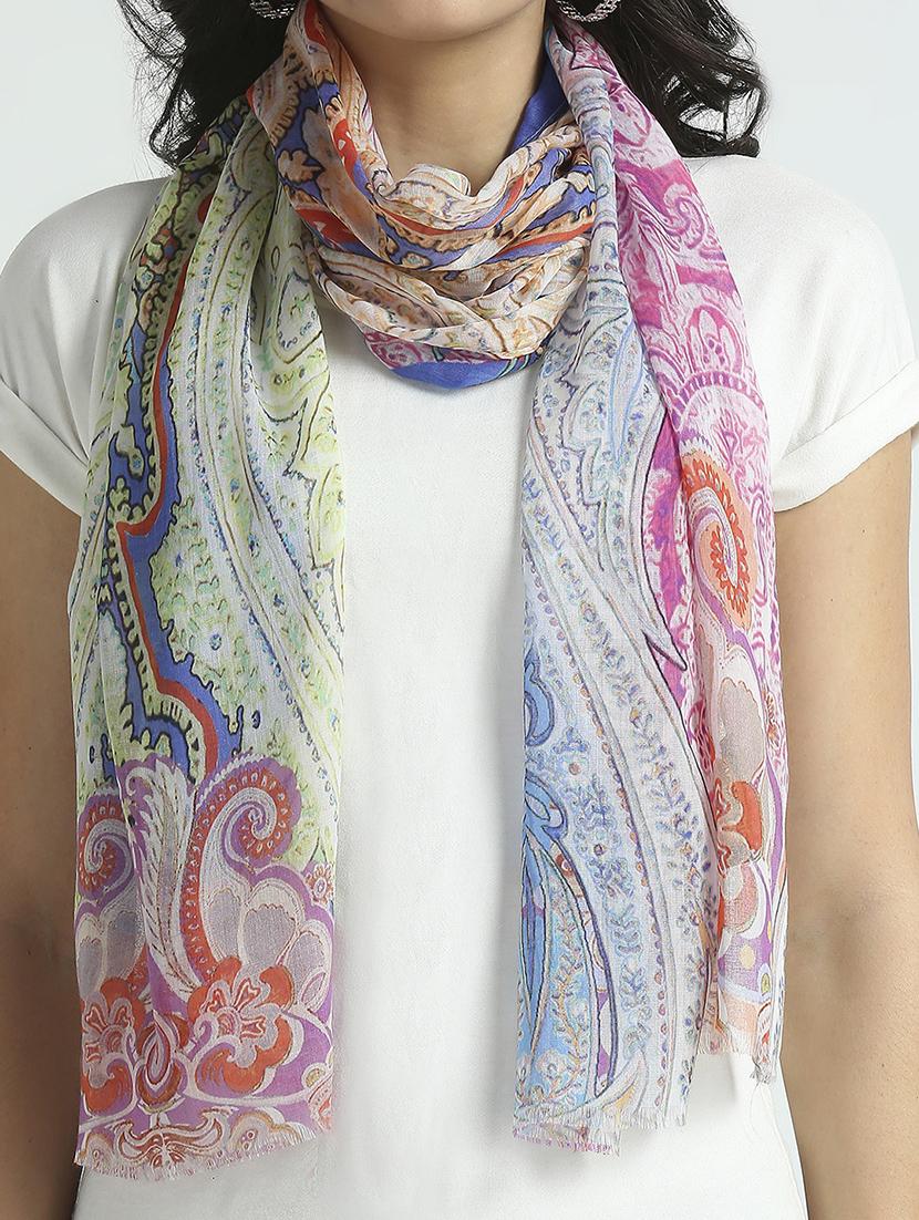 women printed everyday wrap scarf - 21631563 - Standard Image - 4