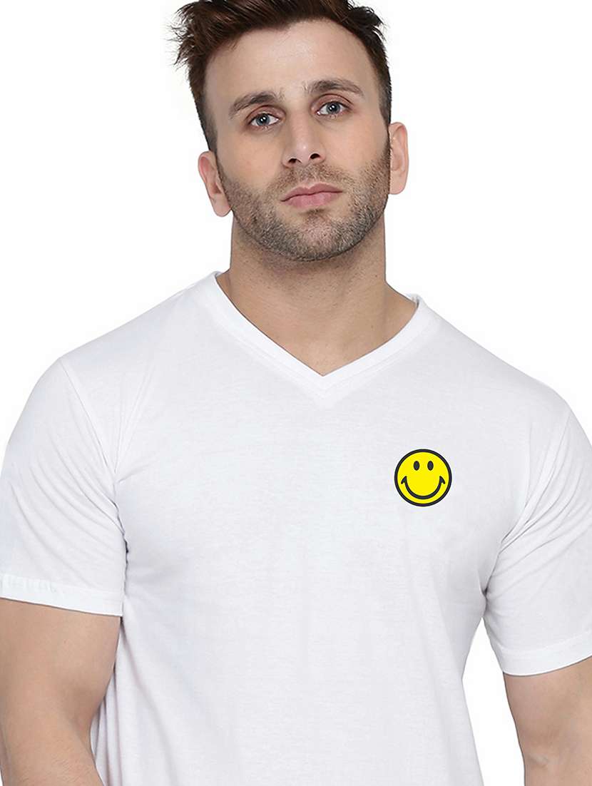 men slim fit placement printed v neck short sleeve t-shirt - 21631972 -  Standard Image - 4