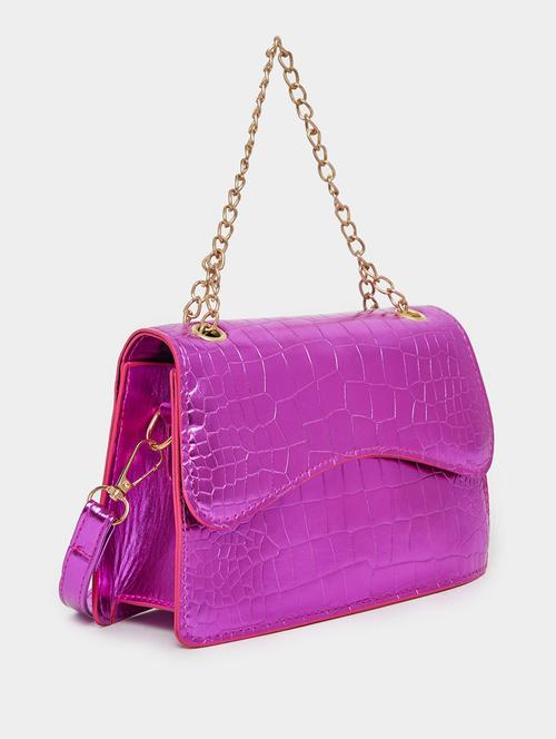 women pink textured handbag - 21631985 -  Standard Image - 0