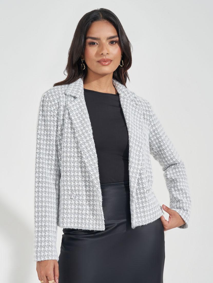 women lapel collar self design casual blazer - 21632027 - Standard Image - 1