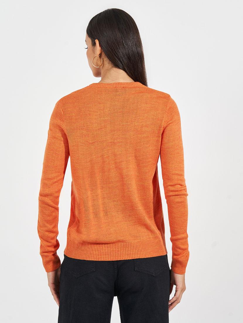 women round neck acrylic pullover - 21632077 -  Standard Image - 1