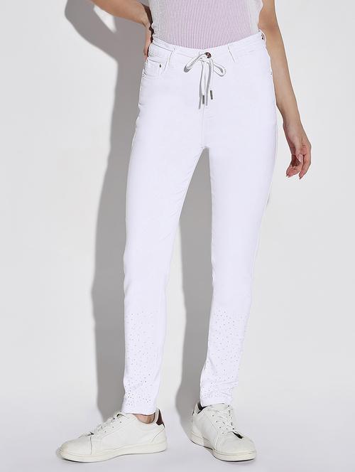 women plain slim fit denim jeans - 21632649 - Standard Image - 0