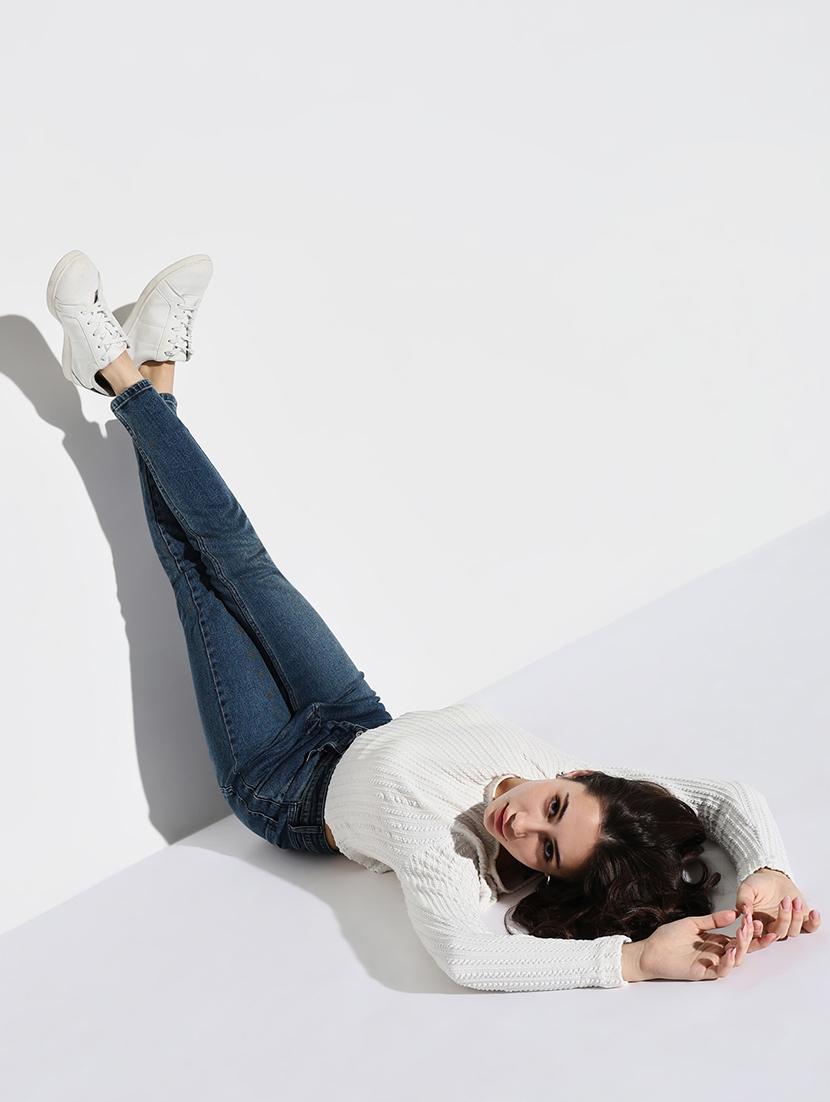 women plain slim fit denim jeans - 21632672 - Standard Image - 4